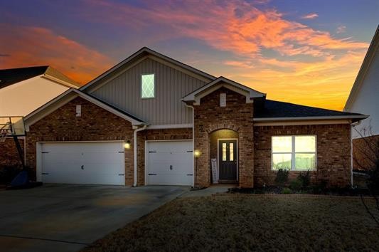 120 Chesire Cove Lane
